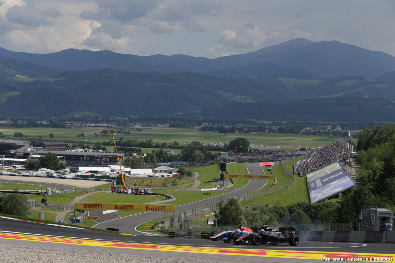 GP AUSTRIA, 01.07.2016 Prove Libere 2, Jenson Button (GBR) McLaren Honda MP4-31