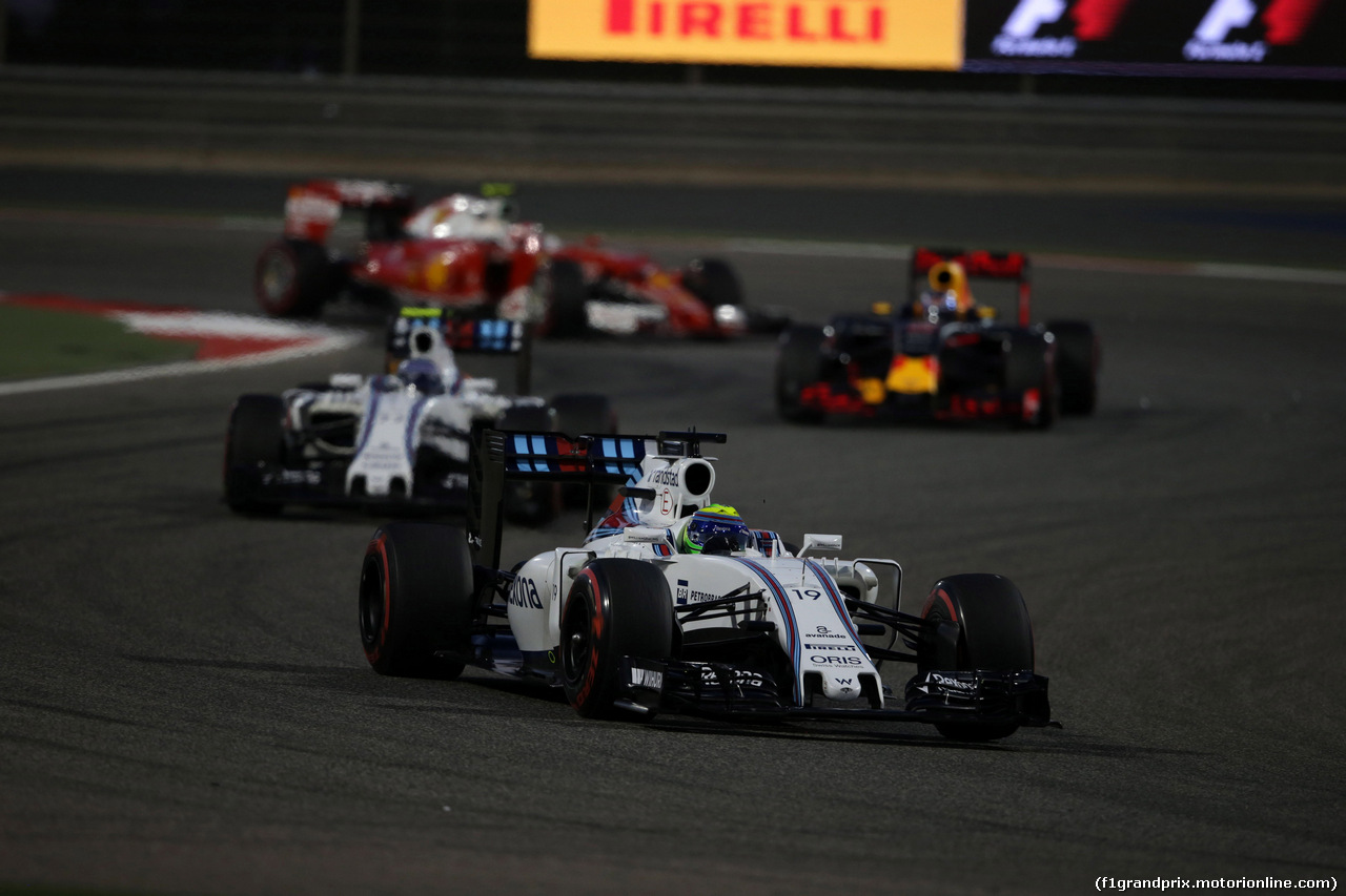 GP BAHRAIN, 03.04.2016 - Gara, Felipe Massa (BRA) Williams FW38 davanti a Valtteri Bottas (FIN) Williams FW38