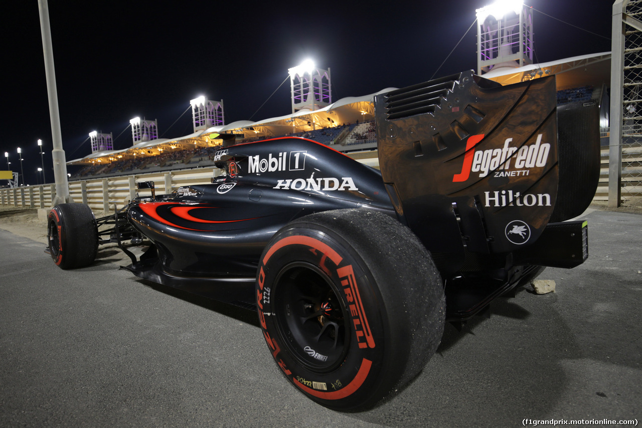 GP BAHRAIN, 03.04.2016 - Gara, Jenson Button (GBR)  McLaren Honda MP4-31