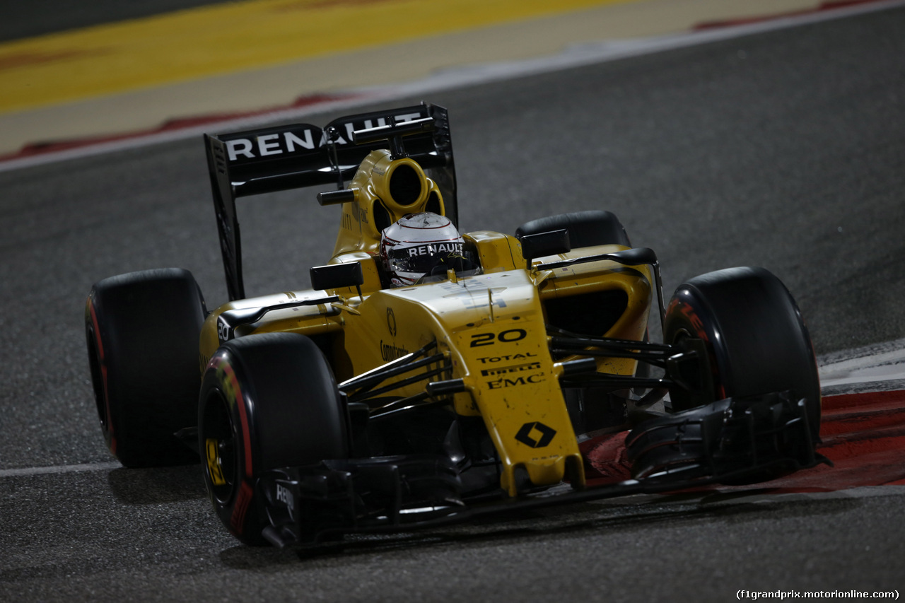 GP BAHRAIN, 03.04.2016 - Gara, Kevin Magnussen (DEN) Renault Sport F1 Team RS16