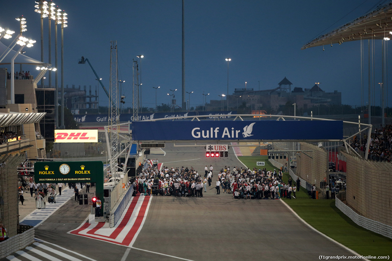 GP BAHRAIN, 03.04.2016 - Gara, The grid