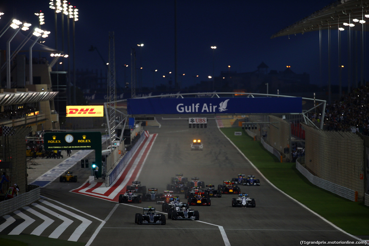 GP BAHRAIN, 03.04.2016 - Gara, Start of the race