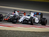 GP BAHRAIN, 03.04.2016 - Gara, Romain Grosjean (FRA) Haas F1 Team VF-16 e Felipe Massa (BRA) Williams FW38