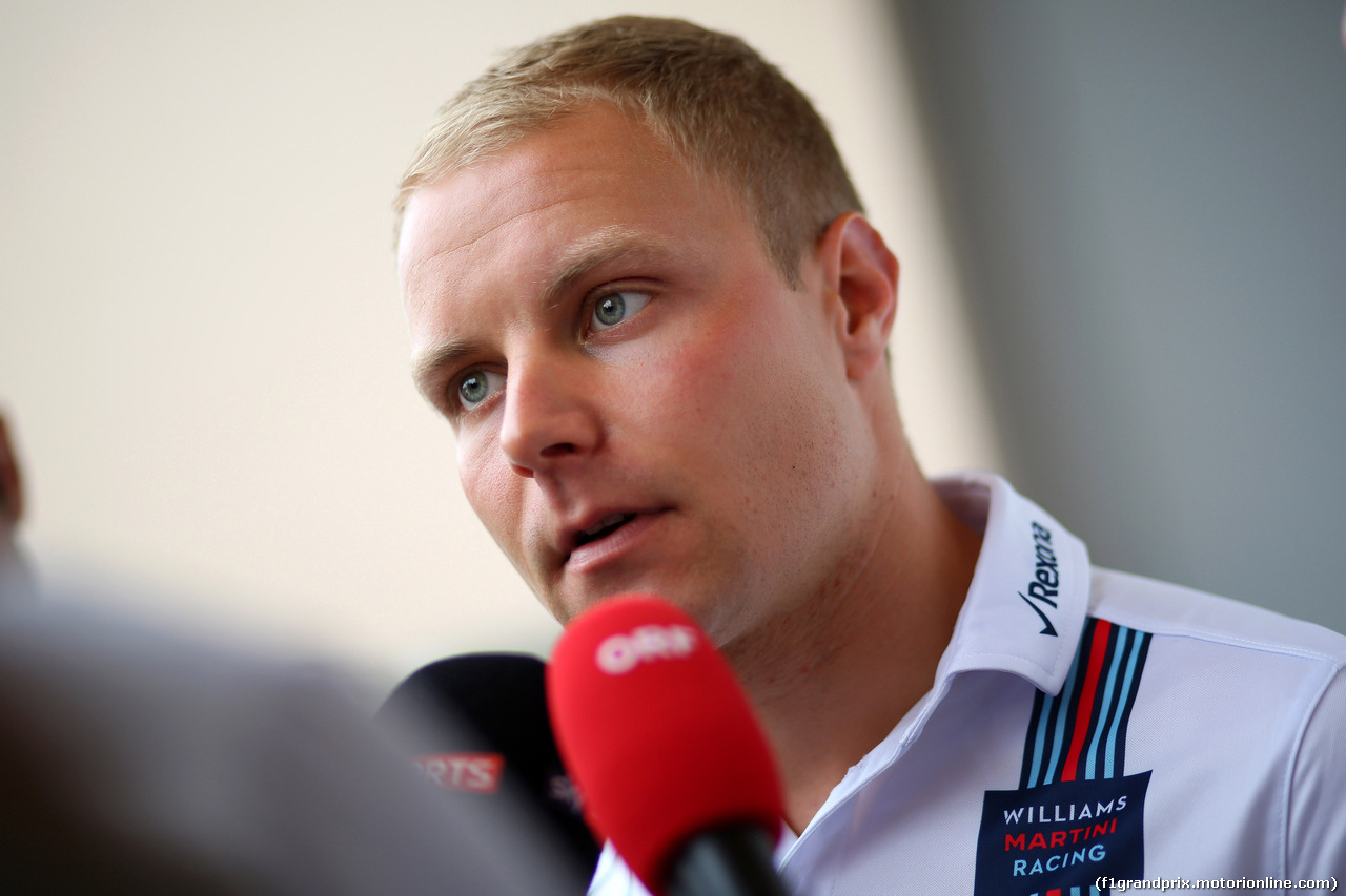 GP BAHRAIN, 31.03.2016 - Valtteri Bottas (FIN) Williams FW38