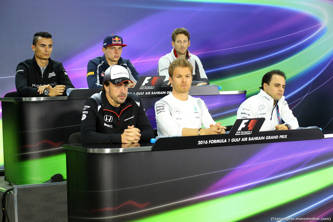 GP BAHRAIN, 31.03.2016 - Conferenza Stampa, (UP) Pascal Wehrlein (GER) Manor Racing MRT05, Max Verstappen (NED) Scuderia Toro Rosso STR11, Romain Grosjean (FRA) Haas F1 Team VF-16, Fernando Alonso (ESP) McLaren Honda MP4-31, Nico Rosberg (GER) Mercedes AMG F1 W07 Hybrid e Felipe Massa (BRA) Williams FW38