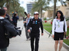 GP BAHRAIN, 31.03.2016 - Fernando Alonso (ESP) McLaren Honda MP4-31 e Silvia Frangipane Hoffer (ITA) Mclaren PR Officer