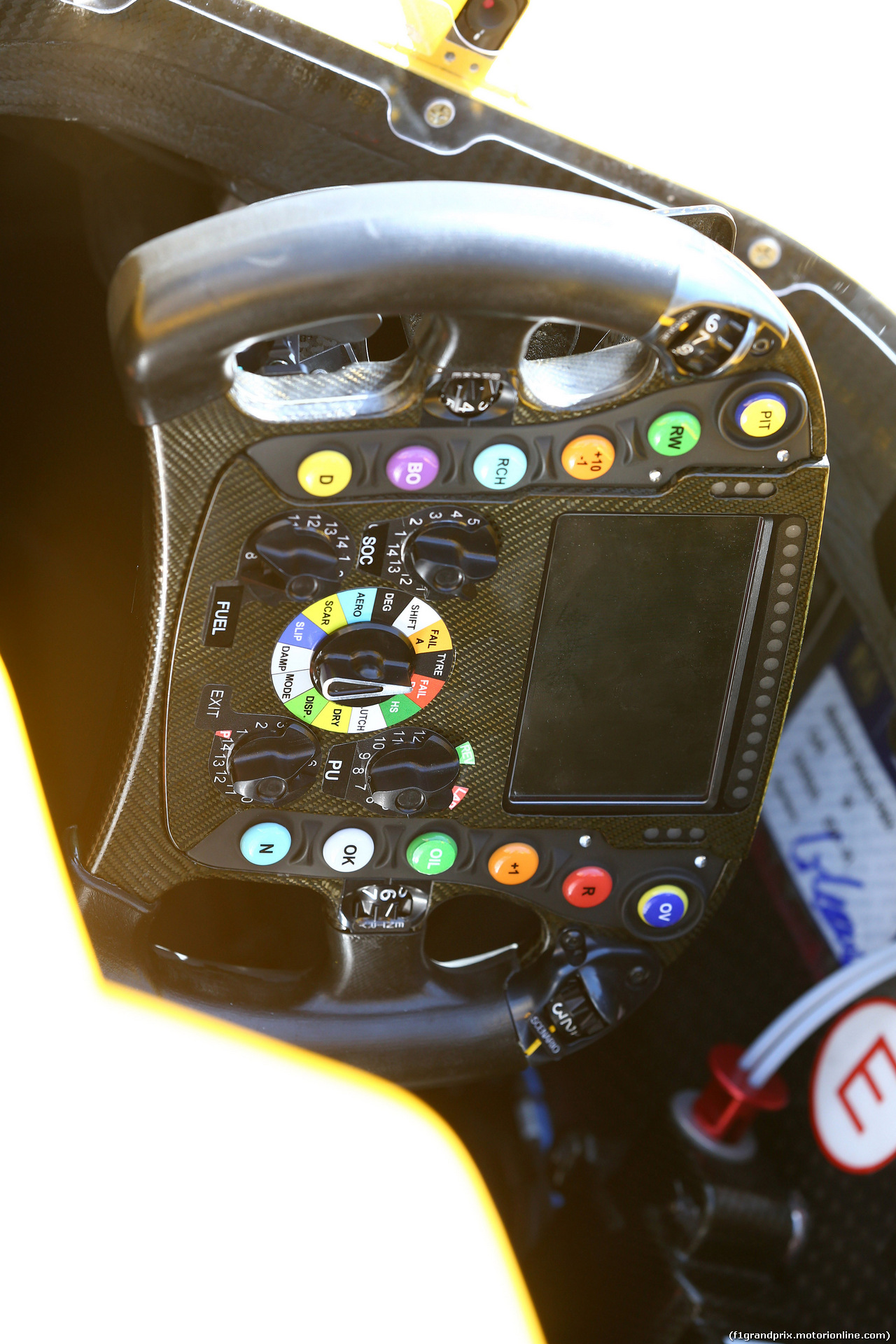 GP BAHRAIN, 02.04.2016 - Renault Sport F1 Team RS16, Steering wheel