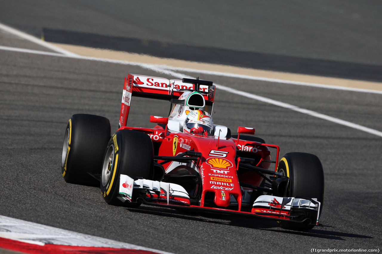 GP BAHRAIN, 02.04.2016 - Prove Libere 3, Sebastian Vettel (GER) Ferrari SF16-H