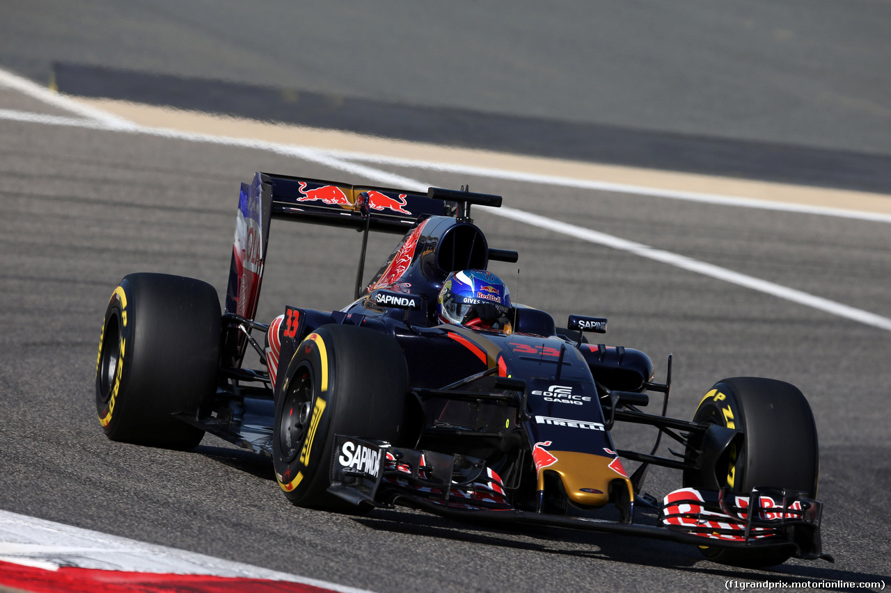 GP BAHRAIN, 02.04.2016 - Prove Libere 3, Max Verstappen (NED) Scuderia Toro Rosso STR11