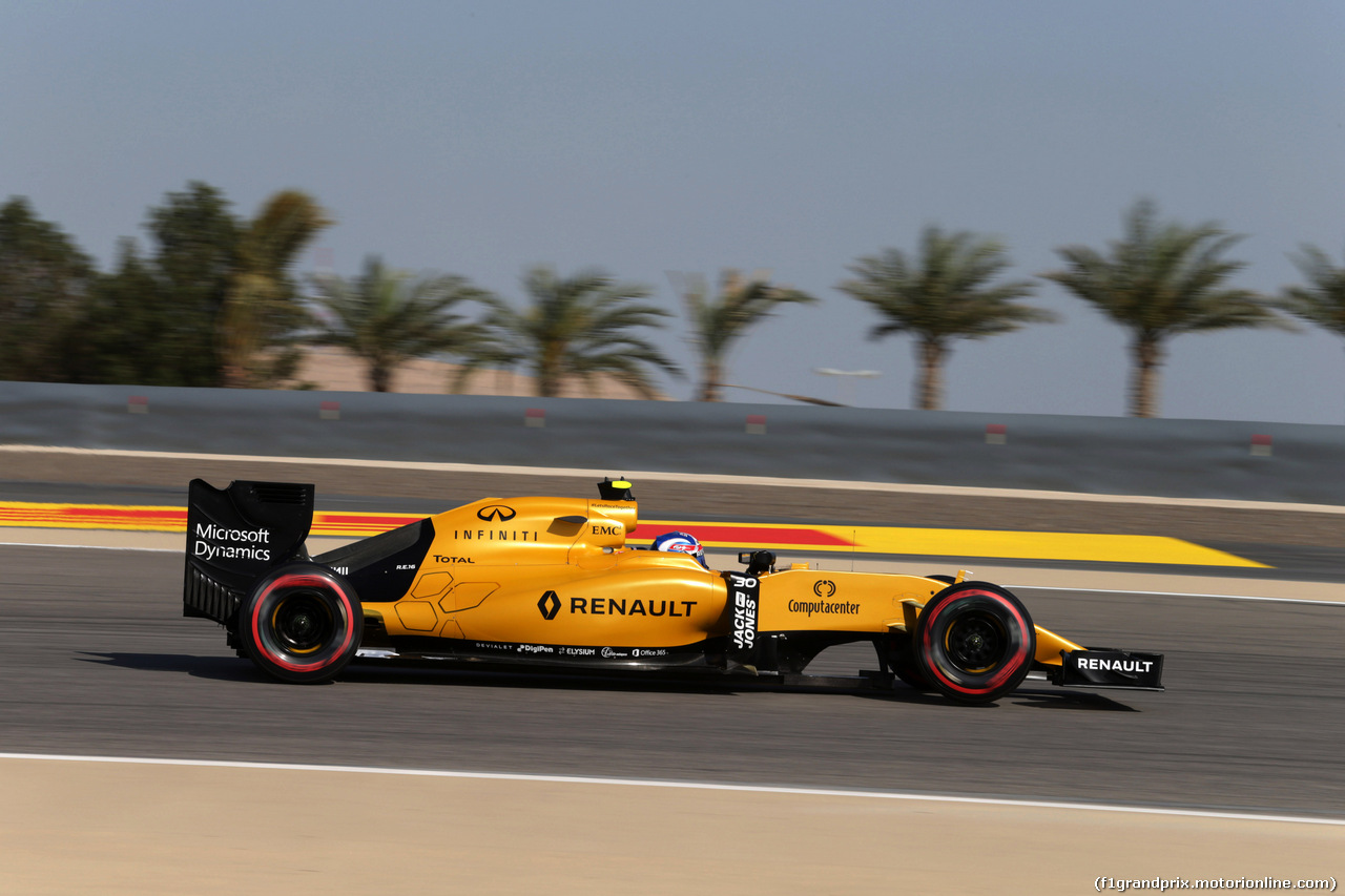 GP BAHRAIN, 02.04.2016 - Prove Libere 3, Jolyon Palmer (GBR) Renault Sport F1 Team RS16
