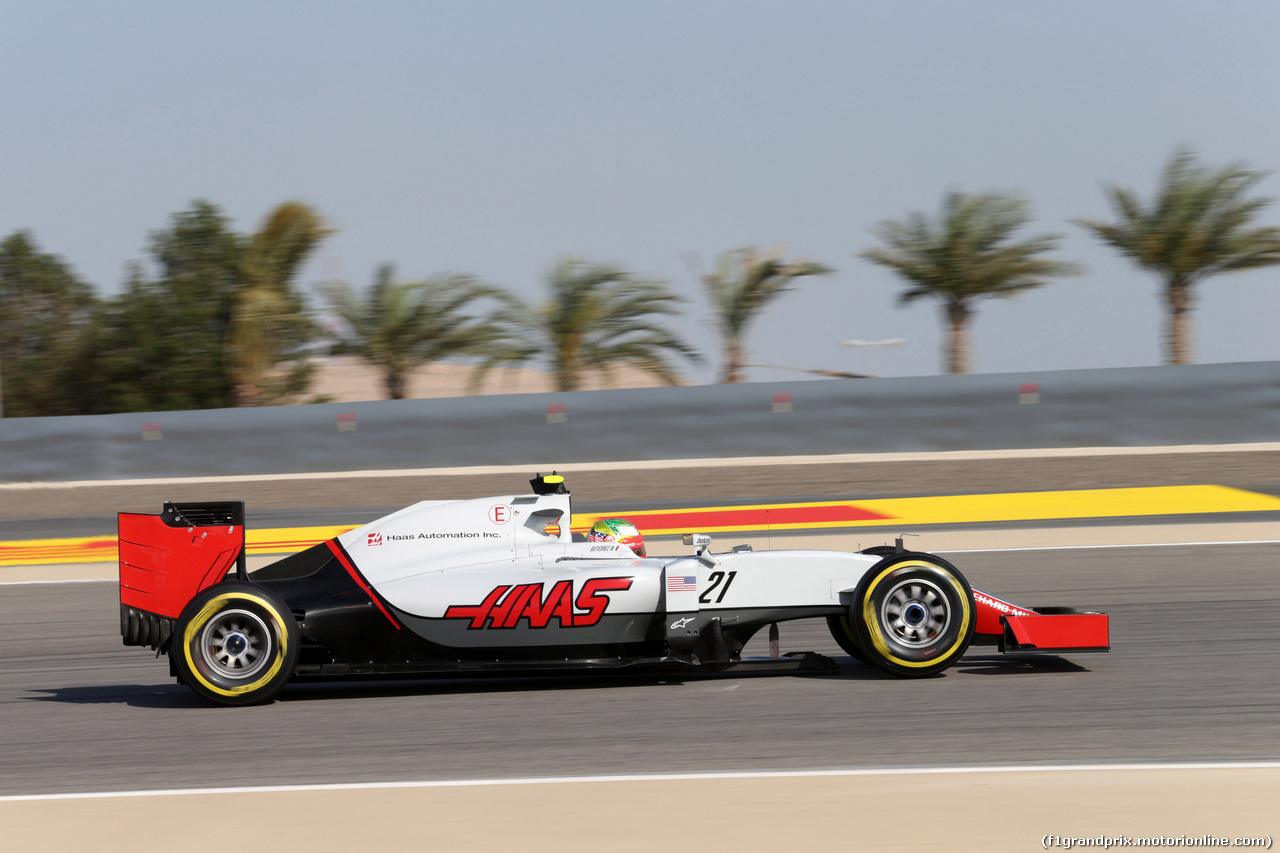 GP BAHRAIN, 02.04.2016 - Prove Libere 3, Esteban Gutierrez (MEX) Haas F1 Team VF-16