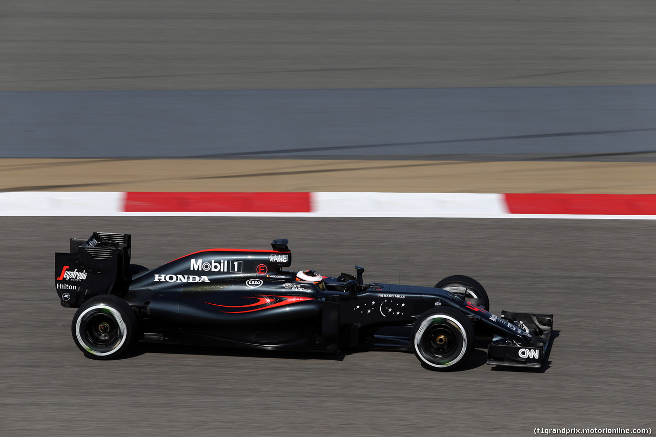 GP BAHRAIN, 02.04.2016 - Prove Libere 3, Jenson Button (GBR)  McLaren Honda MP4-31