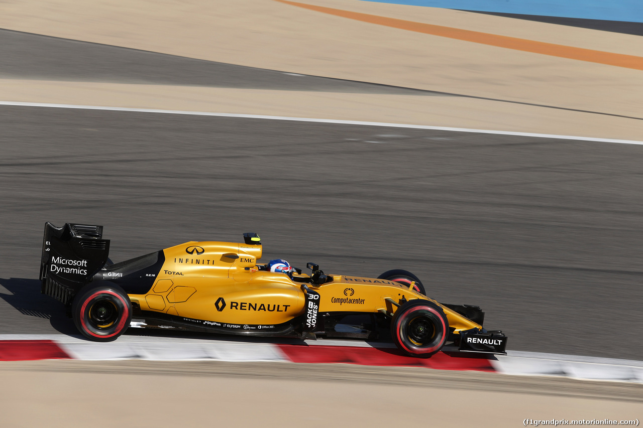 GP BAHRAIN, 02.04.2016 - Prove Libere 3, Jolyon Palmer (GBR) Renault Sport F1 Team RS16