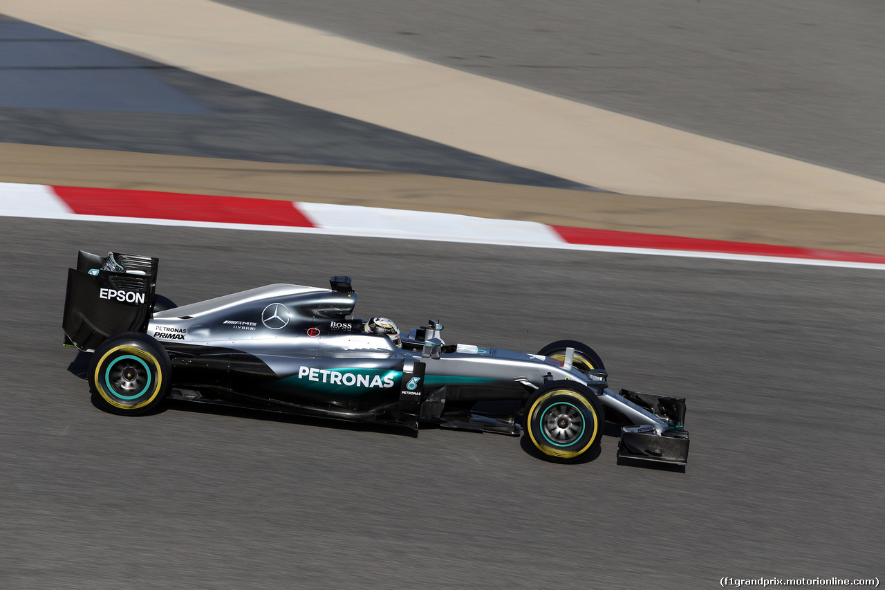 GP BAHRAIN, 02.04.2016 - Prove Libere 3, Lewis Hamilton (GBR) Mercedes AMG F1 W07 Hybrid