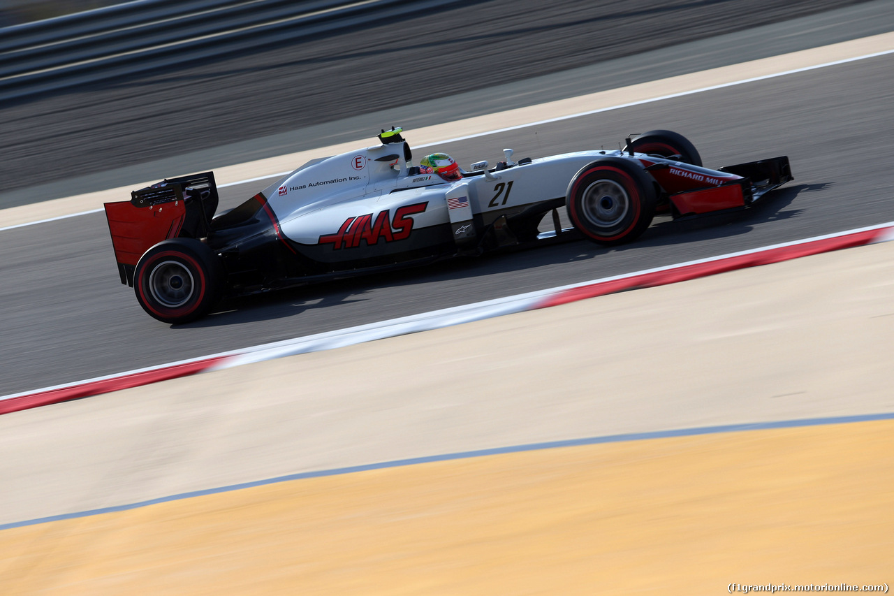 GP BAHRAIN, 02.04.2016 - Prove Libere 3, Esteban Gutierrez (MEX) Haas F1 Team VF-16