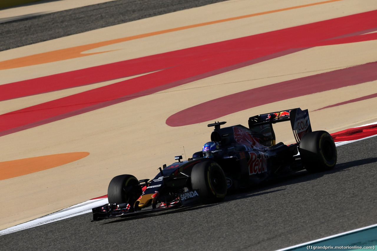 GP BAHRAIN, 02.04.2016 - Prove Libere 3, Max Verstappen (NED) Scuderia Toro Rosso STR11