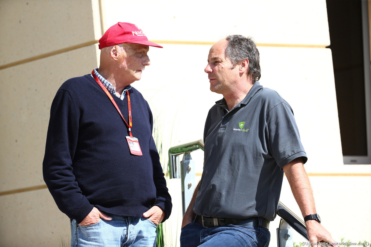 GP BAHRAIN, 02.04.2016 - Prove Libere 3, Nikki Lauda (AU), Mercedes e Gerard Berger (AUT)