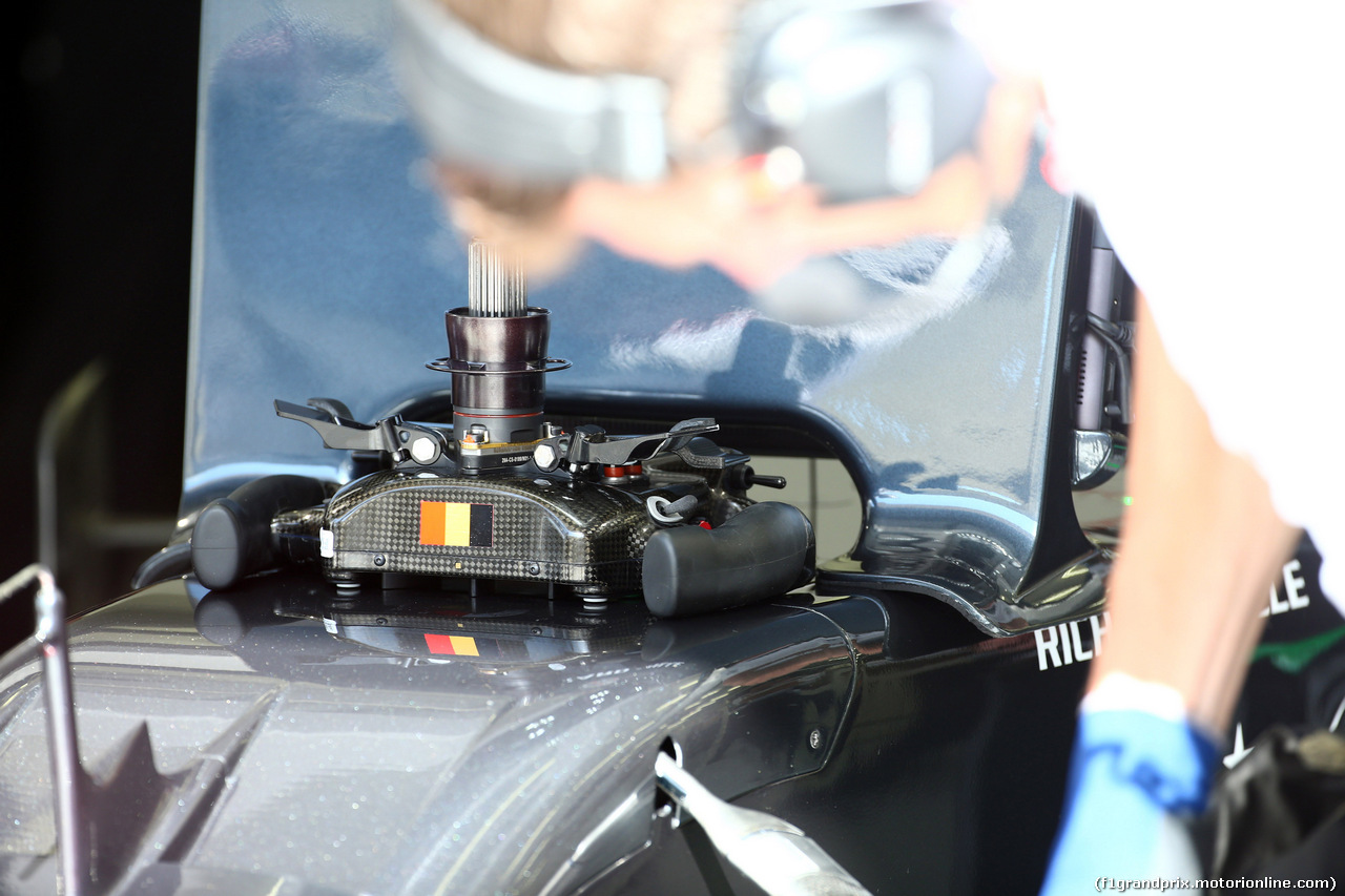 GP BAHRAIN, 02.04.2016 - Prove Libere 3, McLaren Test e Reserve Driver Steering wheel