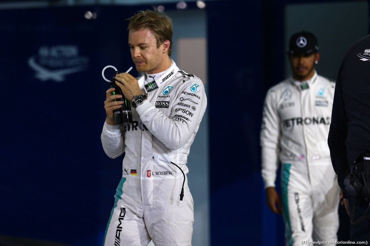 GP BAHRAIN, 02.04.2016 - Qualifiche, Nico Rosberg (GER) Mercedes AMG F1 W07 Hybrid