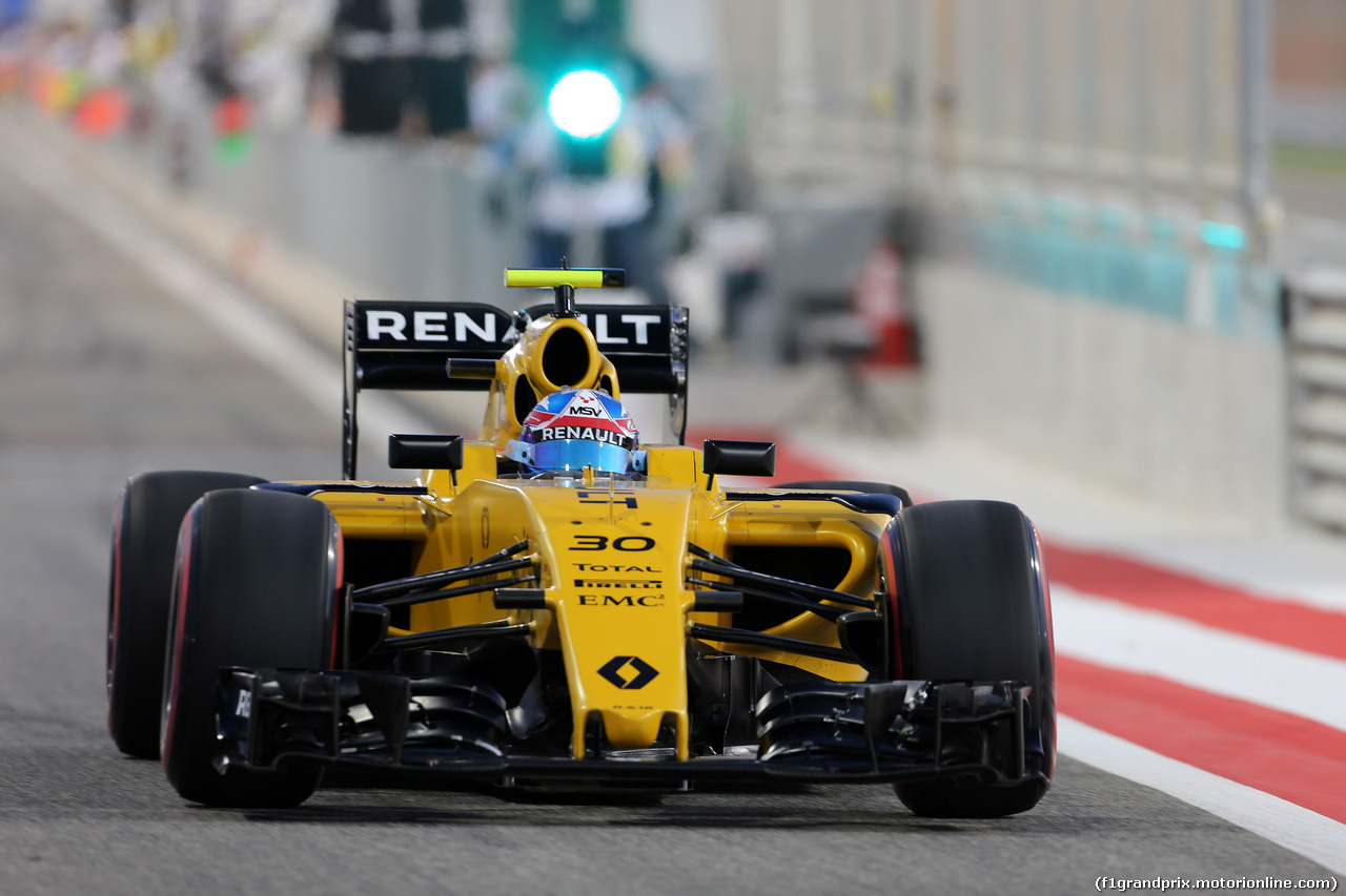 GP BAHRAIN, 02.04.2016 - Qualifiche, Jolyon Palmer (GBR) Renault Sport F1 Team RS16