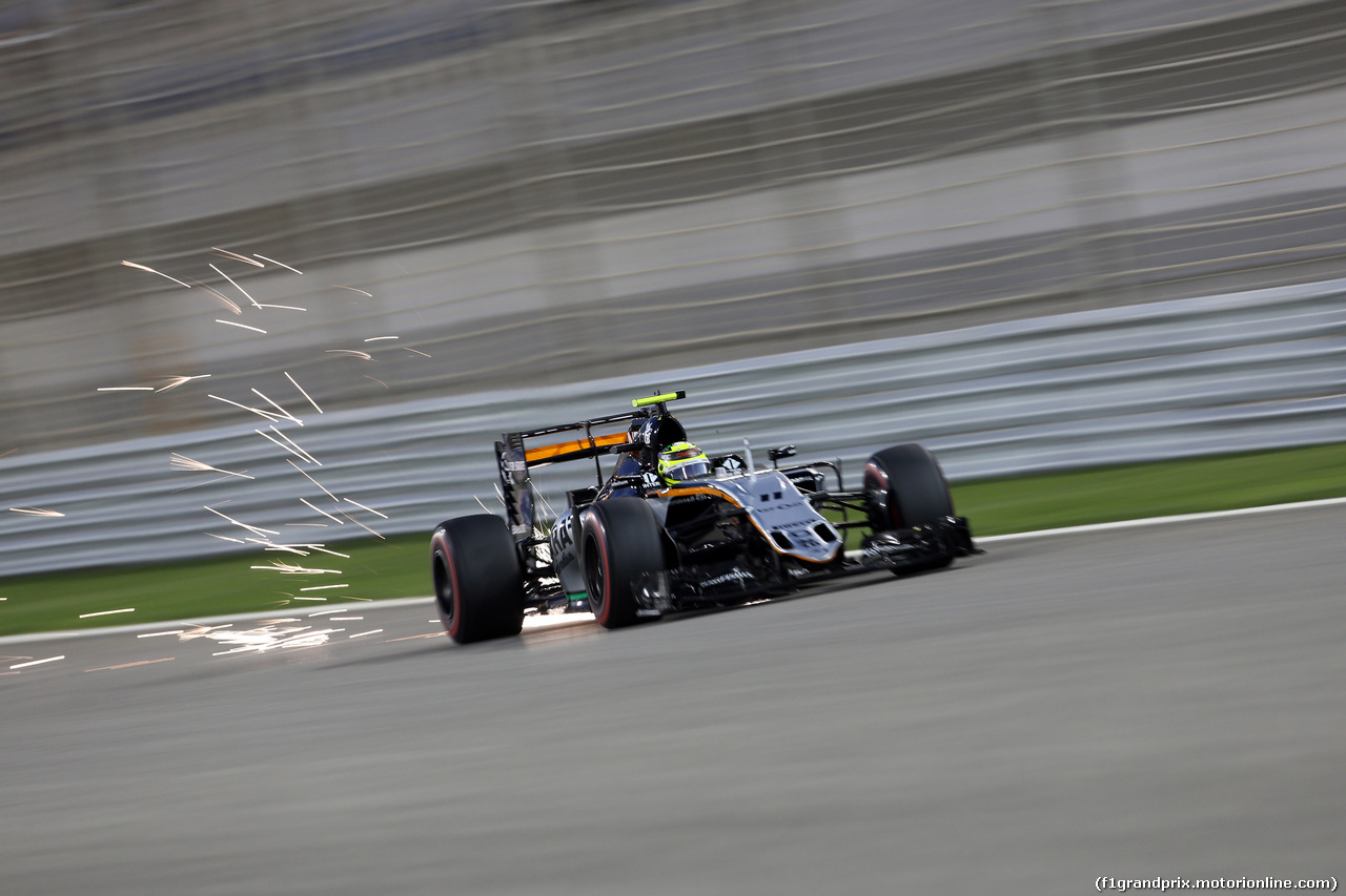 GP BAHRAIN, 02.04.2016 - Qualifiche, Sergio Perez (MEX) Sahara Force India F1 VJM09