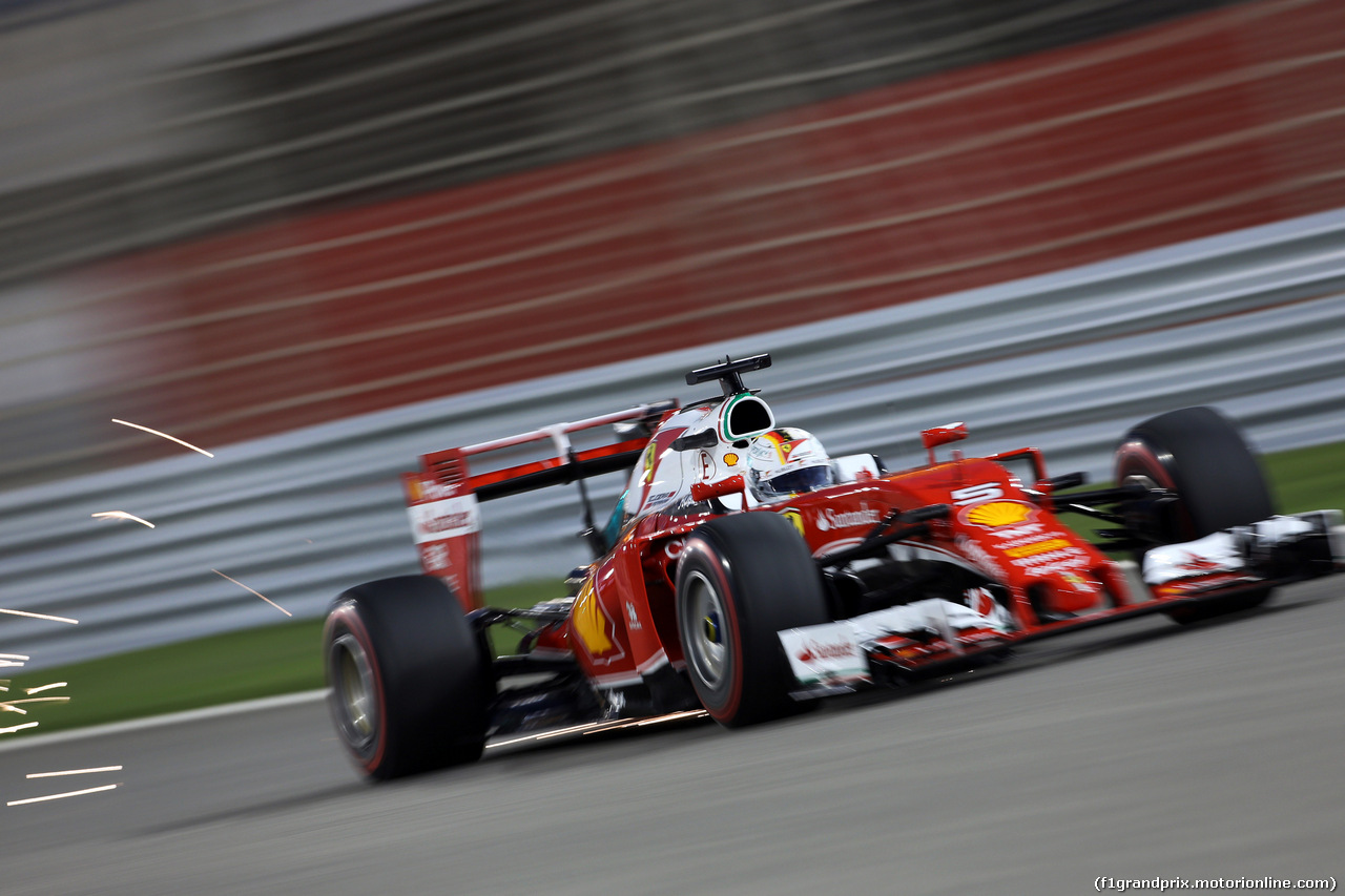 GP BAHRAIN, 02.04.2016 - Qualifiche, Sebastian Vettel (GER) Ferrari SF16-H