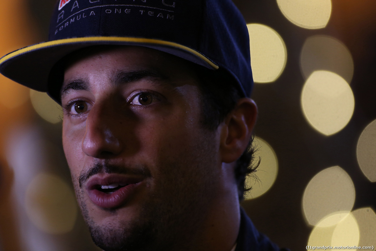 GP BAHRAIN, 02.04.2016 - Qualifiche, Daniel Ricciardo (AUS) Red Bull Racing RB12