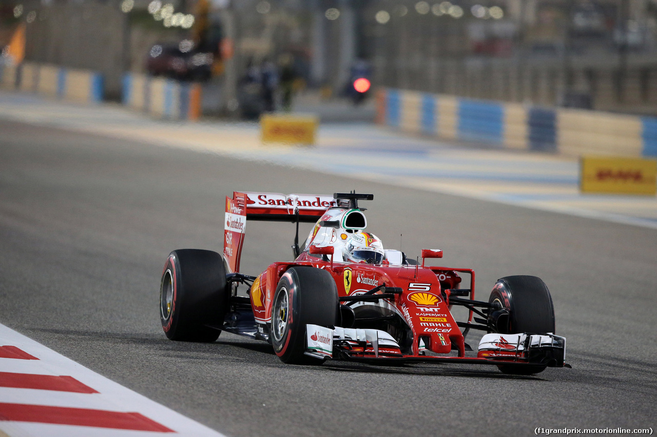GP BAHRAIN, 02.04.2016 - Qualifiche, Sebastian Vettel (GER) Ferrari SF16-H
