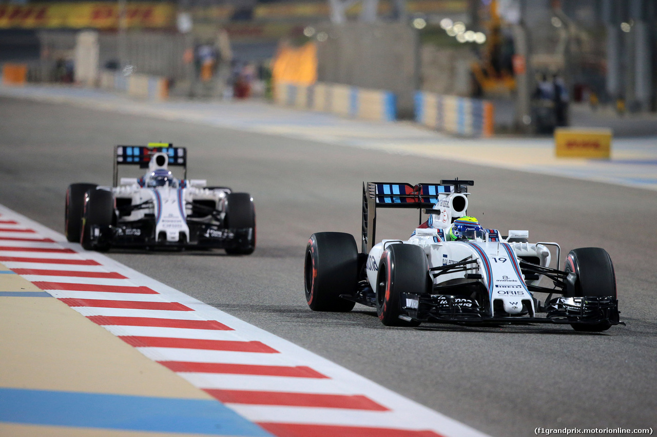 GP BAHRAIN, 02.04.2016 - Qualifiche, Felipe Massa (BRA) Williams FW38 davanti a Valtteri Bottas (FIN) Williams FW38