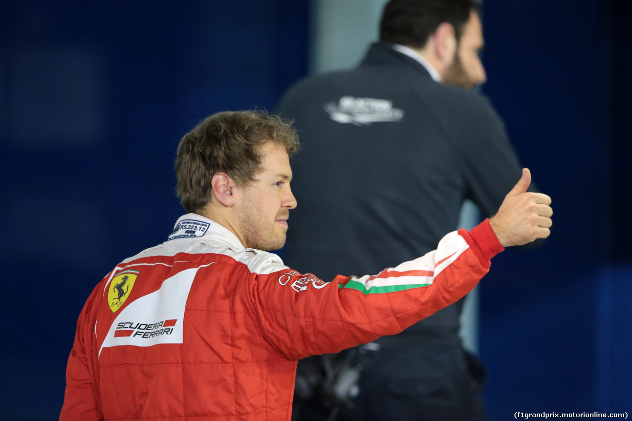 GP BAHRAIN, 02.04.2016 - Qualifiche, terzo Sebastian Vettel (GER) Ferrari SF16-H