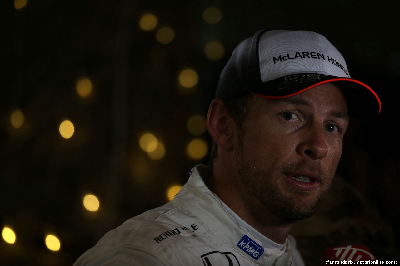 GP BAHRAIN, 02.04.2016 - Qualifiche, Jenson Button (GBR)  McLaren Honda MP4-31