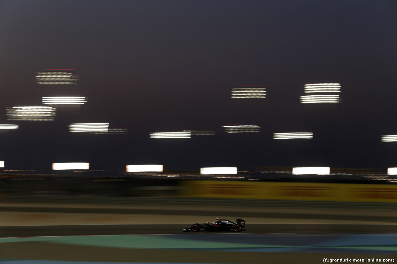 GP BAHRAIN, 02.04.2016 - Qualifiche, Jenson Button (GBR)  McLaren Honda MP4-31