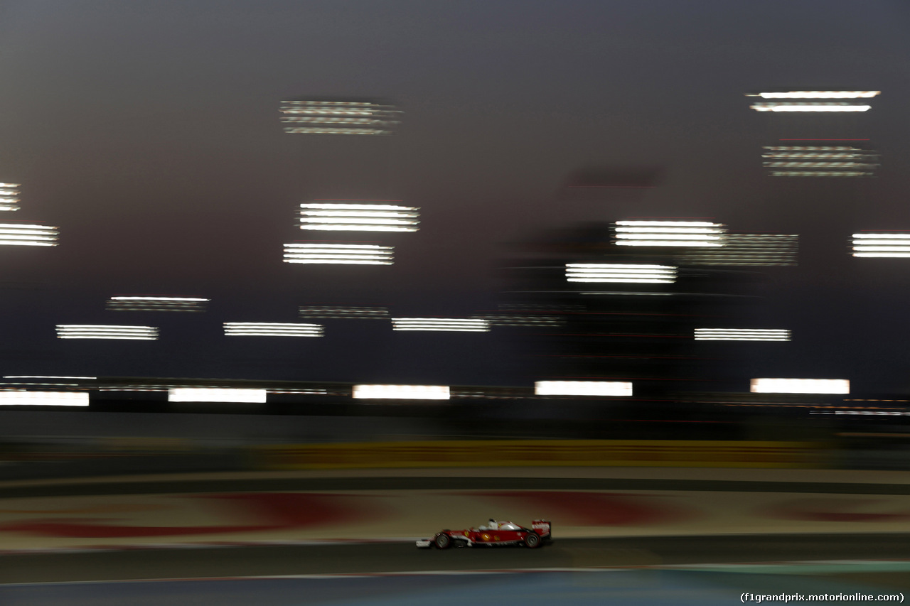 GP BAHRAIN, 02.04.2016 - Qualifiche, Sebastian Vettel (GER) Ferrari SF16-H