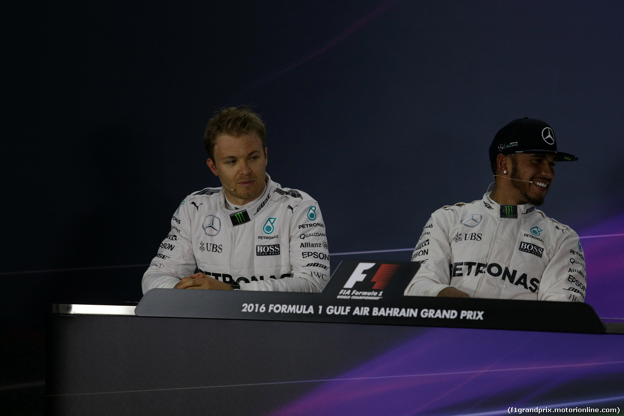 GP BAHRAIN, 02.04.2016 - Qualifiche, Conferenza Stampa, Nico Rosberg (GER) Mercedes AMG F1 W07 Hybrid, Lewis Hamilton (GBR) Mercedes AMG F1 W07 Hybrid