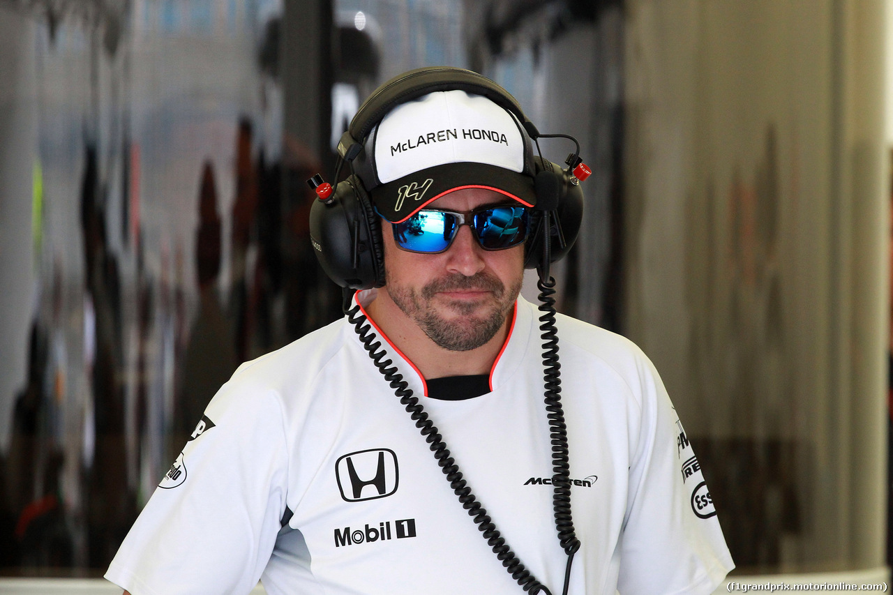 GP BAHRAIN, 01.04.2016 - Prove Libere 1, Fernando Alonso (ESP) McLaren Honda MP4-31