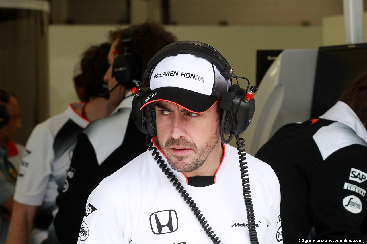 GP BAHRAIN, 01.04.2016 - Prove Libere 1, Fernando Alonso (ESP) McLaren Honda MP4-31