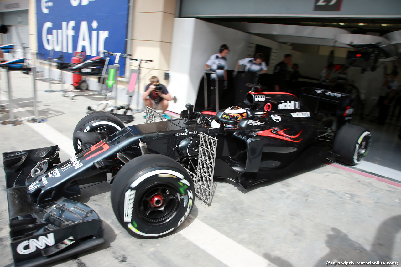 GP BAHRAIN, 01.04.2016 - Prove Libere 1, Stoffel Vandoorne (BEL) McLaren Test e Reserve Driver