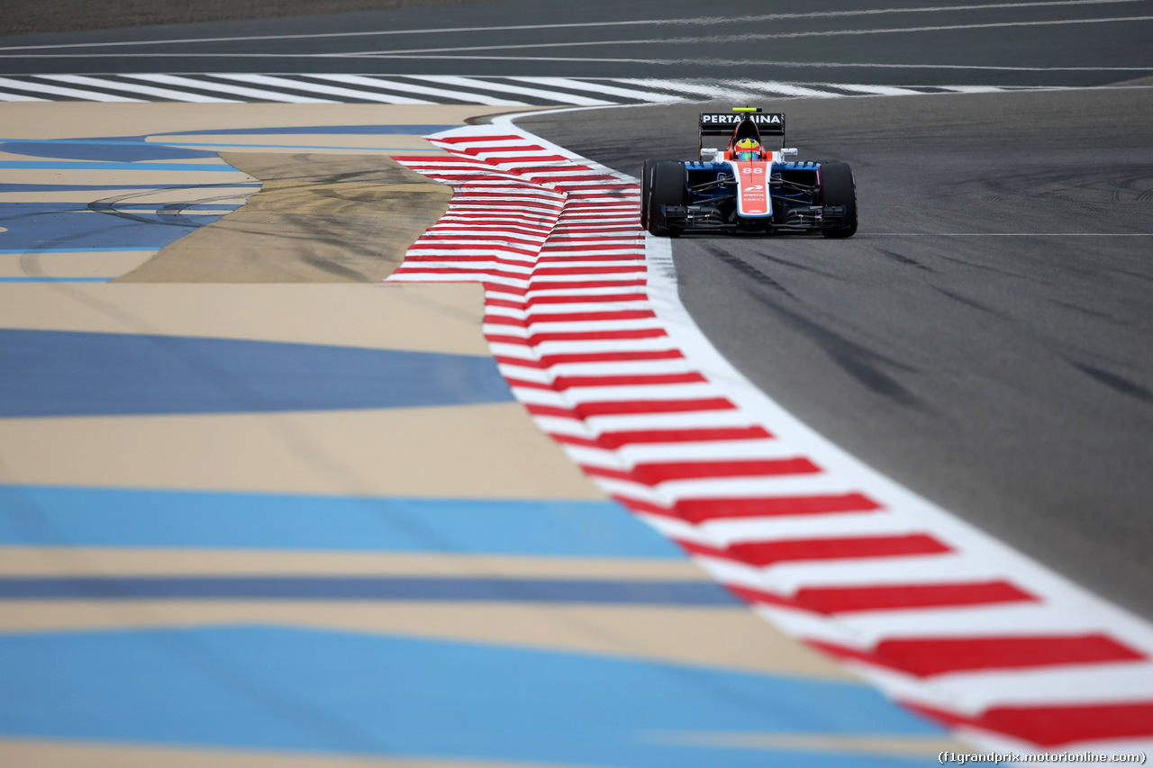 GP BAHRAIN, 01.04.2016 - Prove Libere 1, Rio Haryanto (IND) Manor Racing MRT05