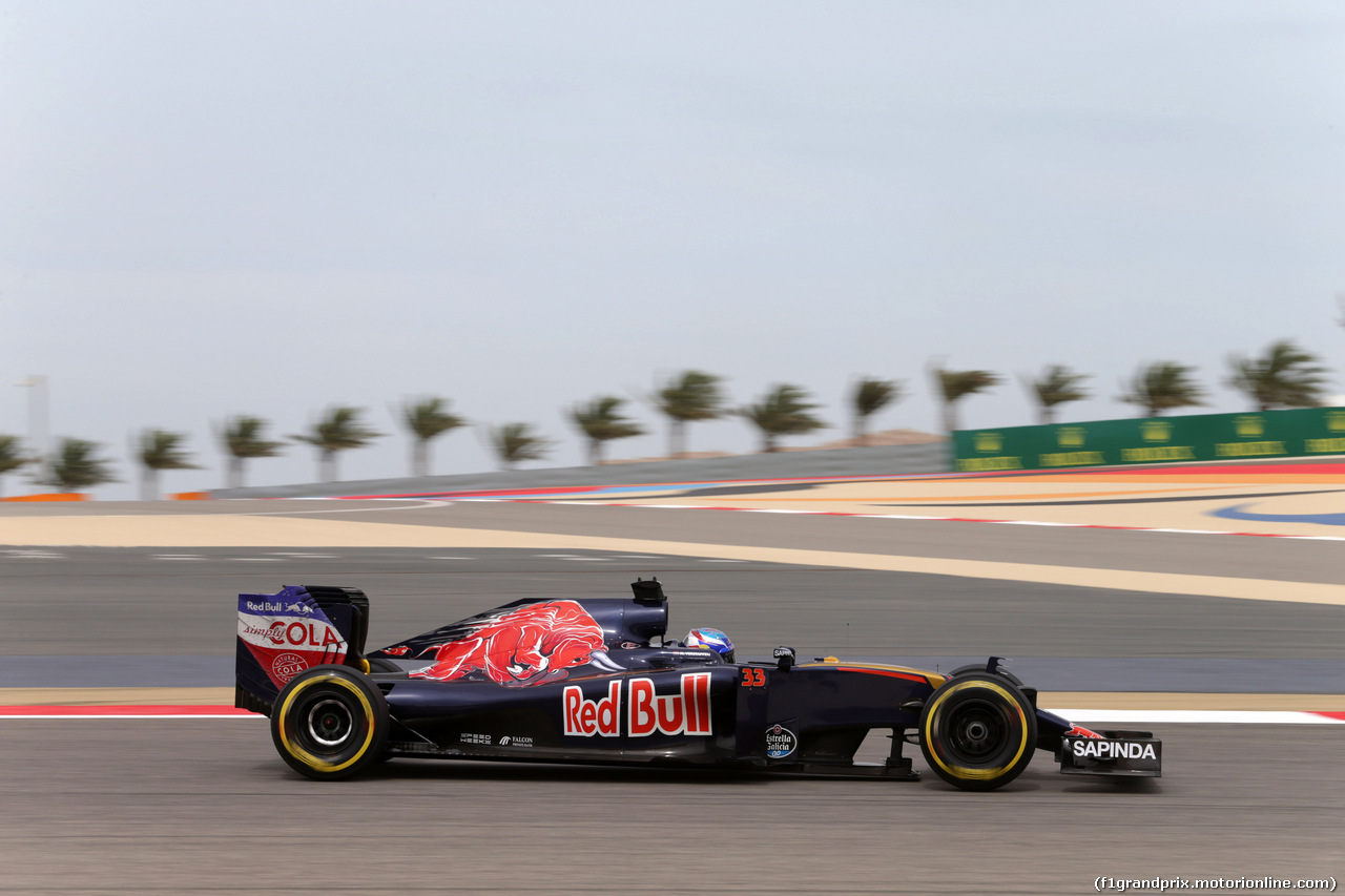 GP BAHRAIN, 01.04.2016 - Prove Libere 1, Max Verstappen (NED) Scuderia Toro Rosso STR11