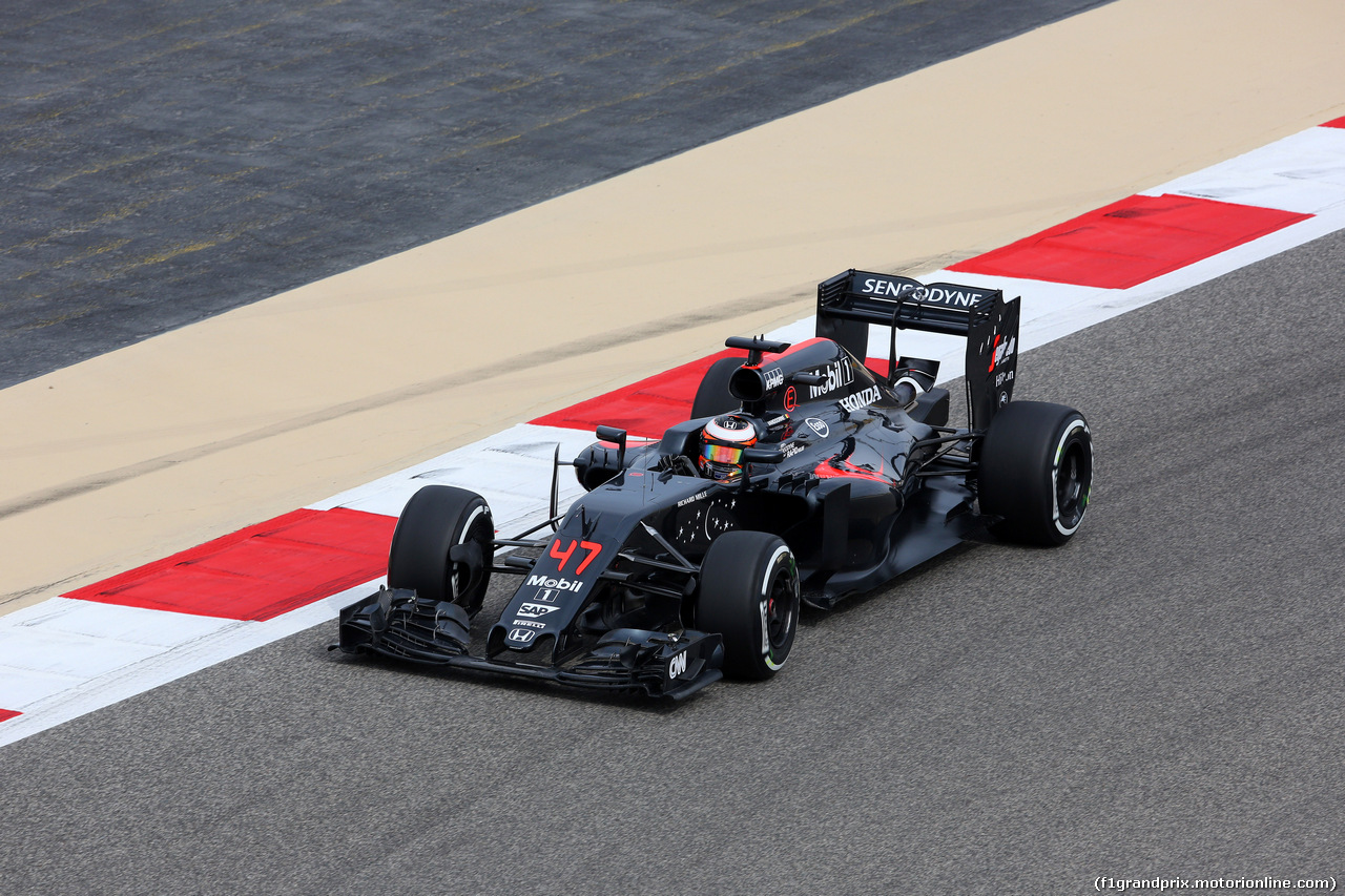 GP BAHRAIN, 01.04.2016 - Prove Libere 1, Stoffel Vandoorne (BEL) McLaren Test e Reserve Driver