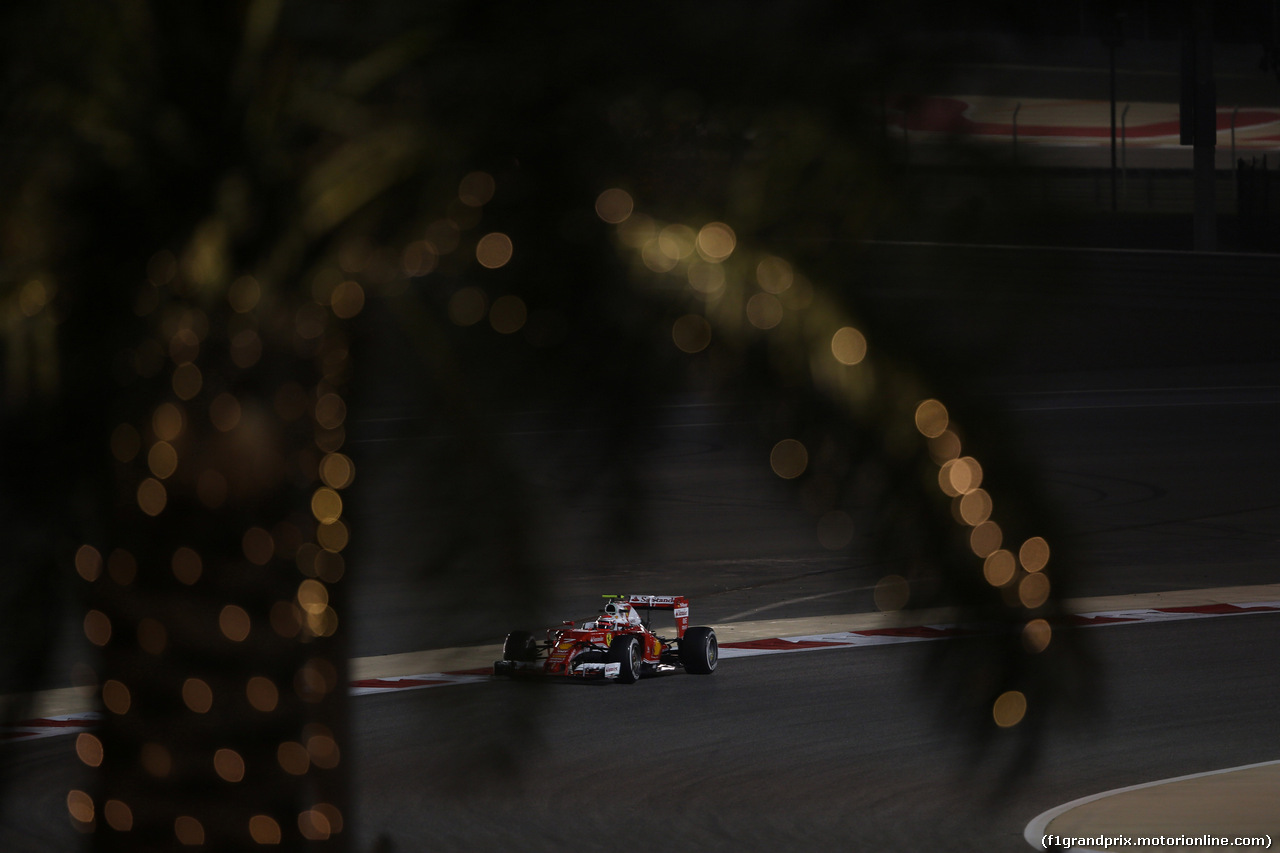 GP BAHRAIN, 01.04.2016 - Prove Libere 2, Kimi Raikkonen (FIN) Ferrari SF16-H