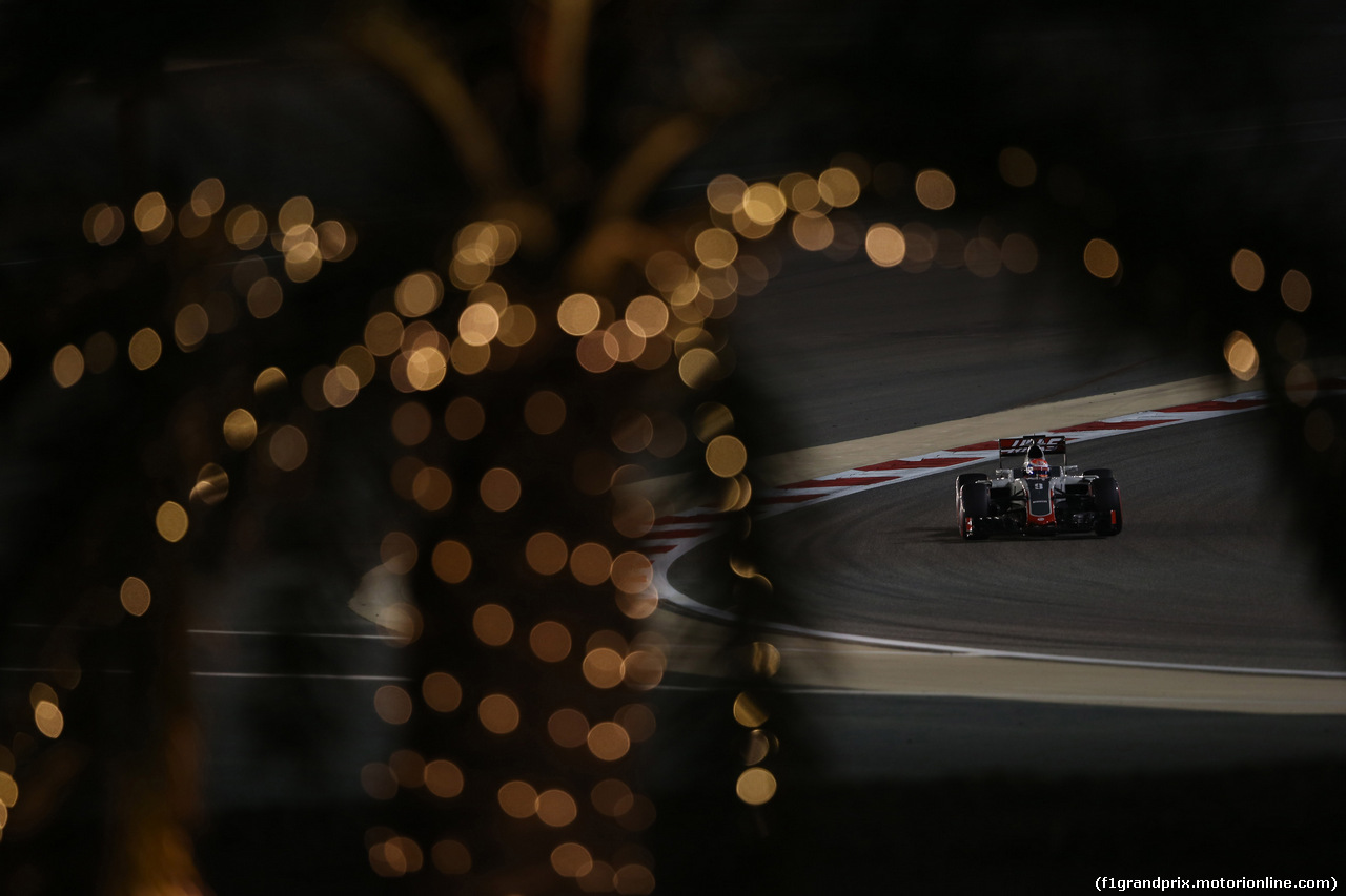 GP BAHRAIN, 01.04.2016 - Prove Libere 2, Romain Grosjean (FRA) Haas F1 Team VF-16