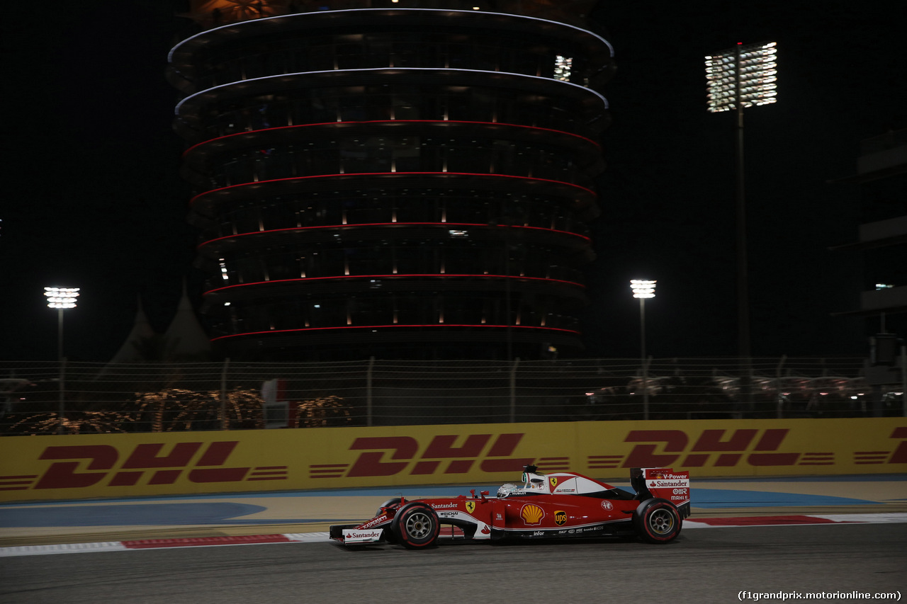 GP BAHRAIN, 01.04.2016 - Prove Libere 2, Sebastian Vettel (GER) Ferrari SF16-H