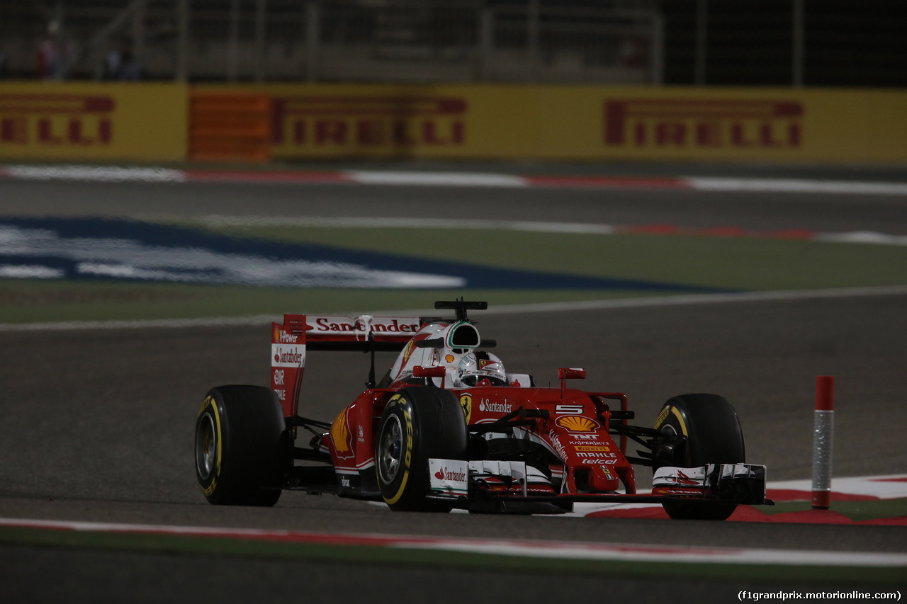 GP BAHRAIN, 01.04.2016 - Prove Libere 2, Sebastian Vettel (GER) Ferrari SF16-H