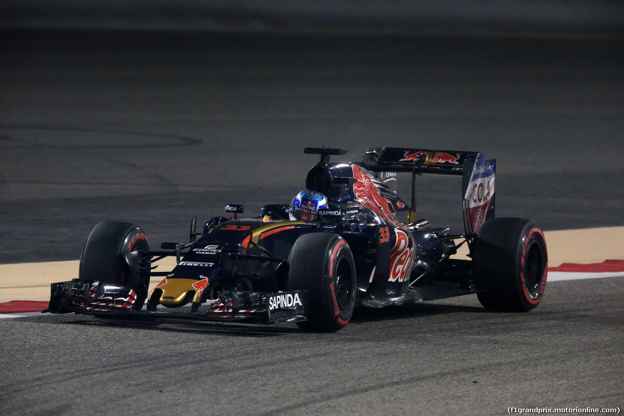 GP BAHRAIN, 01.04.2016 - Prove Libere 2, Max Verstappen (NED) Scuderia Toro Rosso STR11
