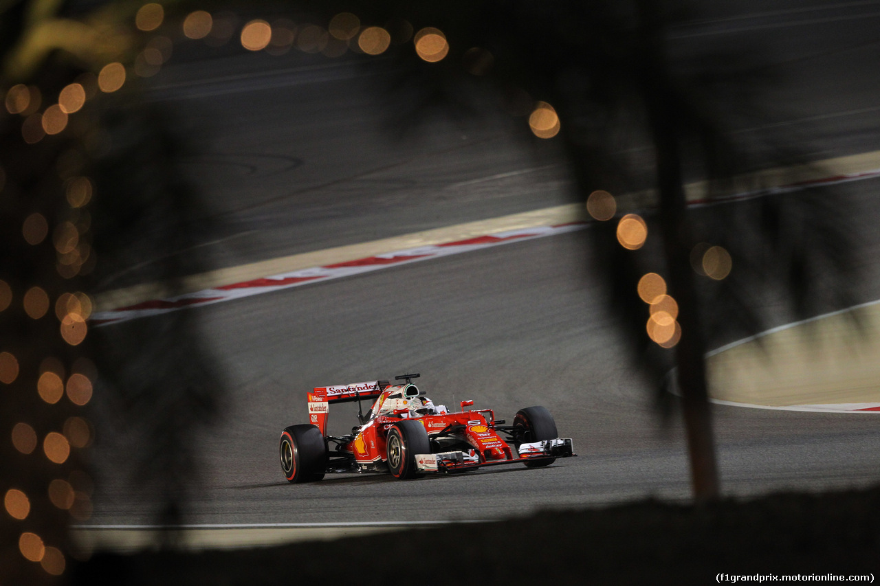 GP BAHRAIN, 01.04.2016 - Prove Libere 2, Sebastian Vettel (GER) Ferrari SF16-H