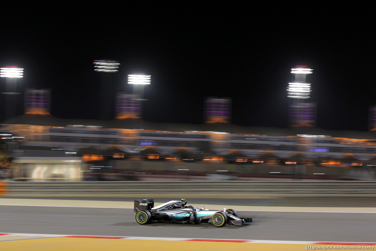 GP BAHRAIN, 01.04.2016 - Prove Libere 2, Nico Rosberg (GER) Mercedes AMG F1 W07 Hybrid