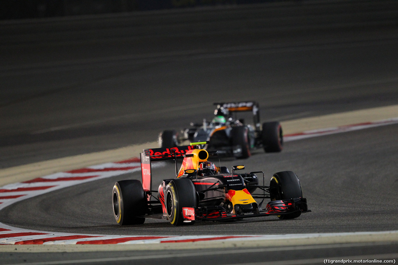 GP BAHRAIN, 01.04.2016 - Prove Libere 2, Daniil Kvyat (RUS) Red Bull Racing RB12