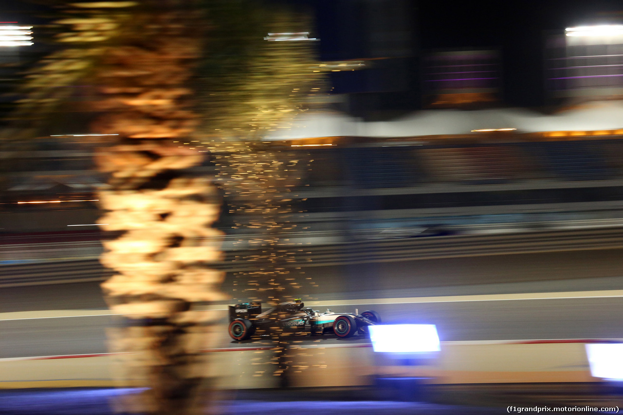 GP BAHRAIN, 01.04.2016 - Prove Libere 2, Nico Rosberg (GER) Mercedes AMG F1 W07 Hybrid