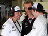GP BAHRAIN, 01.04.2016 - Free Practice 1, Fernando Alonso (ESP) McLaren Honda MP4-31 e Stoffel Vandoorne (BEL) McLaren Test e Reserve Driver